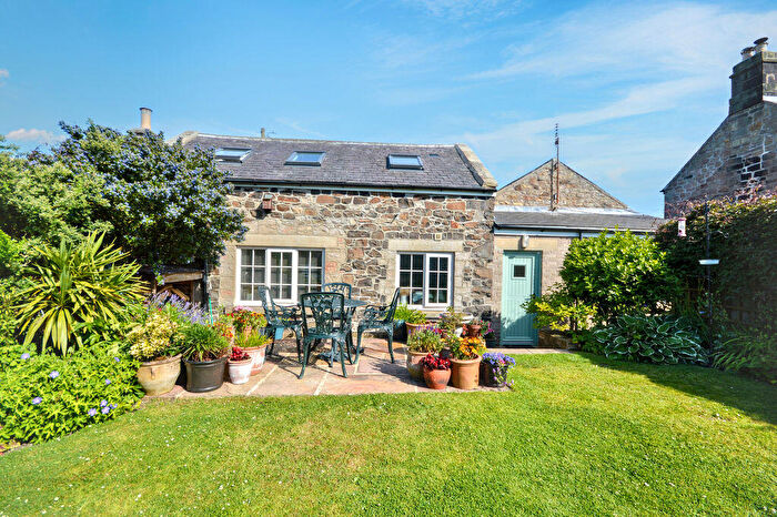 2 Bedroom Detached Bungalow For Sale In The Village, Christon Bank, NE66