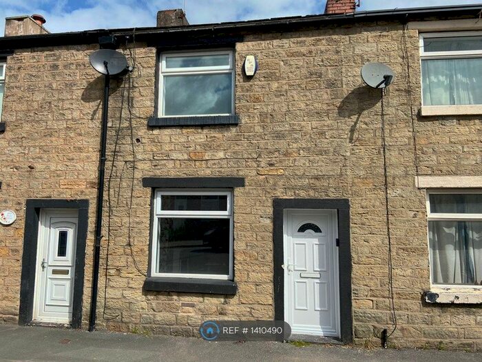 2 Bedroom Terraced House To Rent In Rochdale Old Road, Bury, BL9