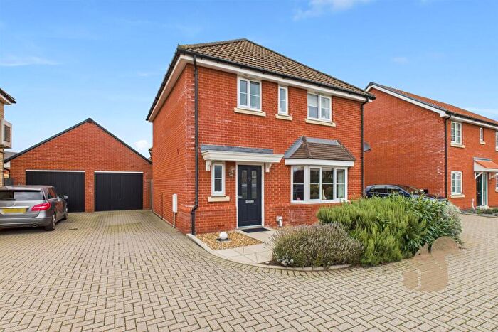 3 Bedroom Detached House For Sale In Alder Way, Sudbury, CO10