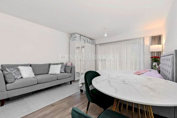 Studio To Rent In Fairbank House, Beaufort Park, Colindale, NW9