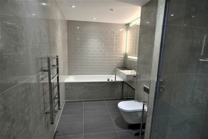 1 Bedroom Flat To Rent In Canter Way, London, E1