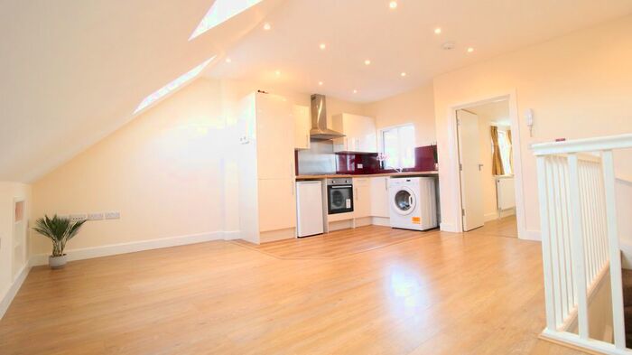 1 Bedroom Flat To Rent In Hide Road, Harrow, HA1