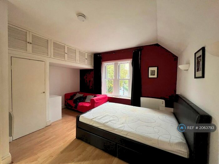 Studio To Rent In Queens Ave, Bristol, BS8 - Photo 2