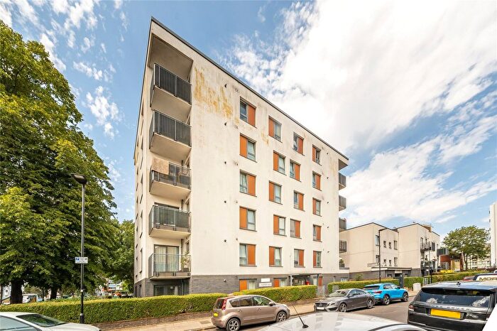 1 Bedroom Flat To Rent In Plaistow Grove, London, E15