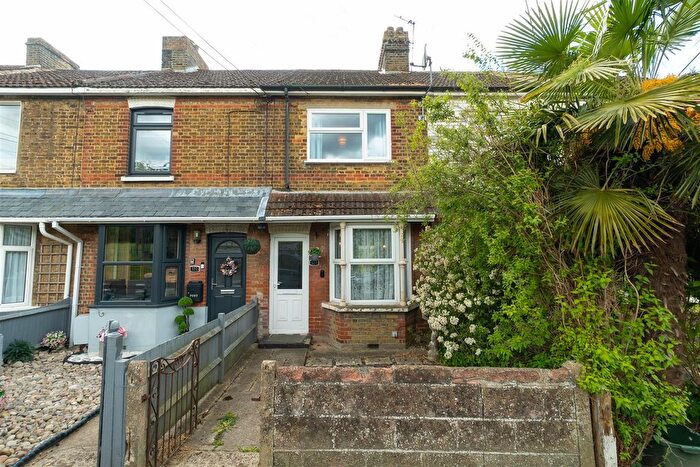 2 Bedroom Terraced House For Sale In Rochester Road, Burham, Rochester, ME1