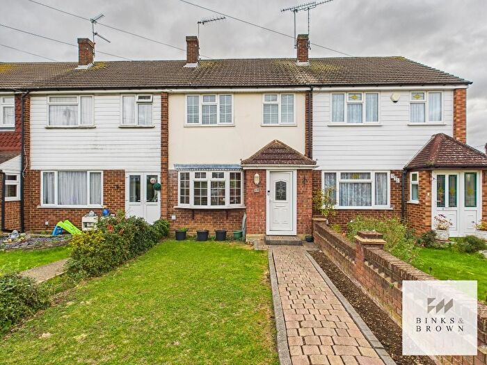 3 Bedroom Terraced House For Sale In Larkswood Road, Corringham, Essex, SS17