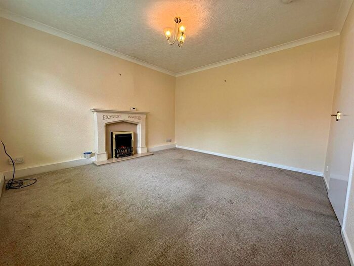 2 Bedroom Flat To Rent In Priors Close, Preston New Road, Blackburn, BB2