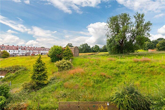 2 Bedroom End Of Terrace House For Sale In Beckside Close, Addingham, Ilkley, West Yorkshire, LS29