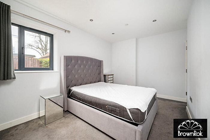 2 Bedroom Apartment To Rent In The Hyde, London, NW9