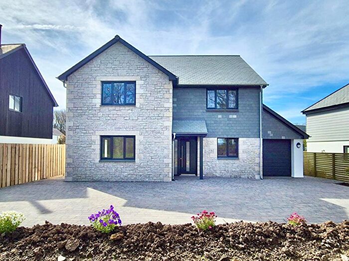 4 Bedroom Detached House For Sale In Trescowe Road, Goldsithney, TR20