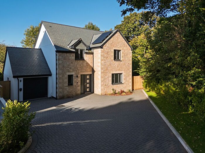 4 Bedroom Detached House For Sale In Reawla, TR27