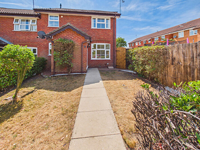 1 Bedroom End Of Terrace House For Sale In Harvard Close, Woodley, RG5