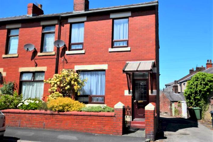 3 Bedroom End Of Terrace House To Rent In Nelson Street, Kirkham, PR4