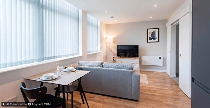 1 Bedroom Flat For Sale In Seymour Grove, Manchester, M16