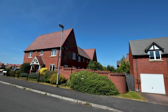 3 Bedroom Semi-Detached House For Sale In John Tiltman Drive, Loughborough, LE11