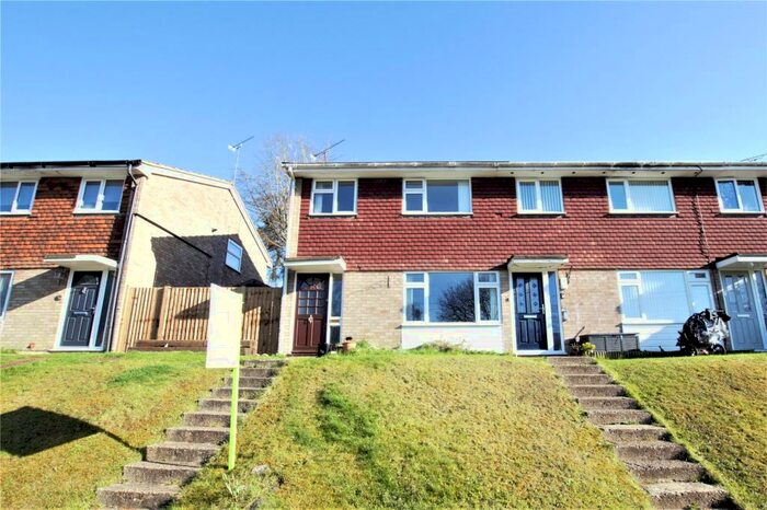 3 Bedroom End Of Terrace House To Rent In Grampian Road, Sandhurst, Berkshire, GU47