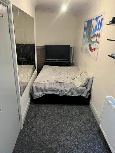 1 Bedroom Flat To Rent In High Road, Leyton E10