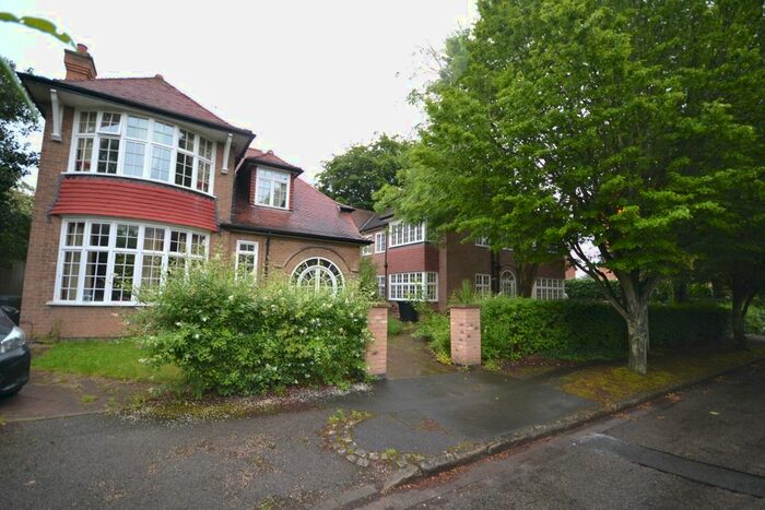 2 Bedroom Flat To Rent In Elm Avenue, Beeston, Nottingham, NG9