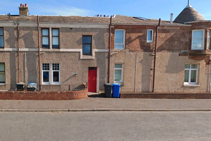 2 Bedroom Flat For Sale In A Hillside Street, Stevenston, Ayrshire, KA20