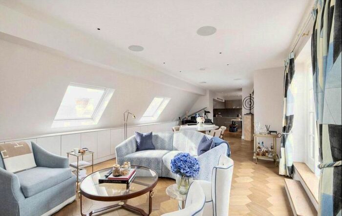 2 Bedroom Flat To Rent In Bickenhall Street, London, W1U