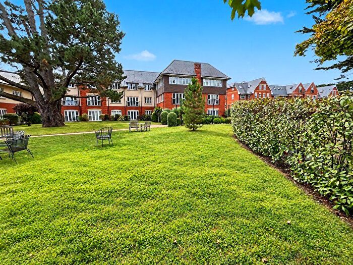 2 Bedroom Retirement Property For Sale In Christchurch, BH23