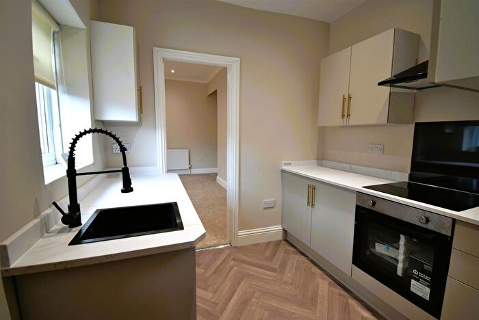 2 Bedroom Flat For Sale In Belle Vue Crescent, South Shields, NE33