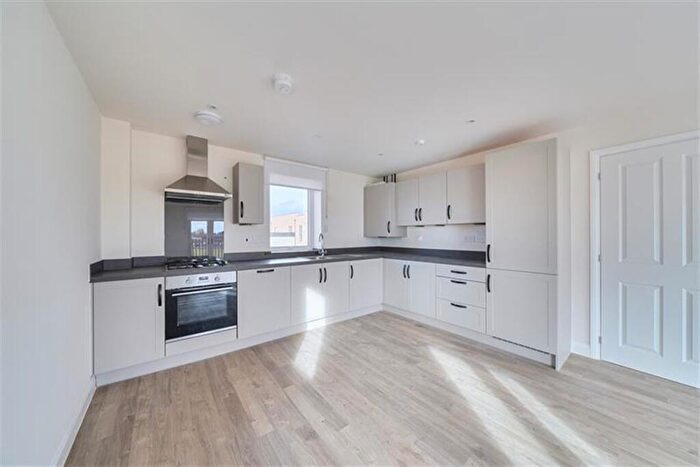 2 Bedroom Flat To Rent In Bedroom Property In Galton Road, Cambridge, CB3