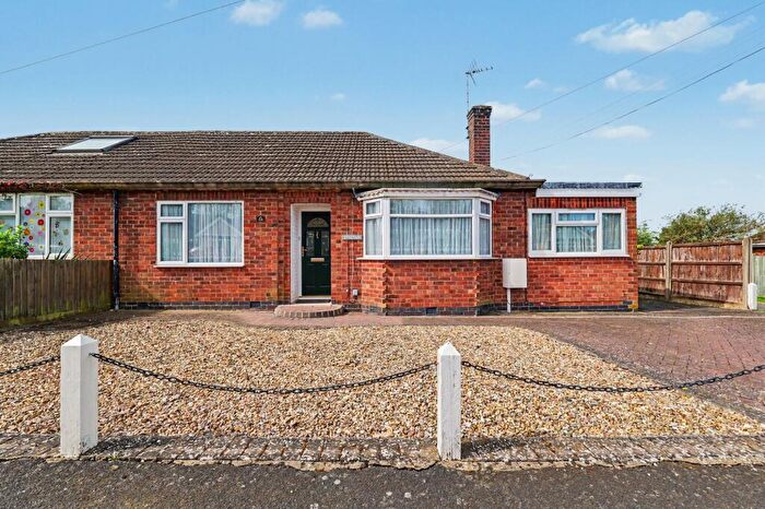 2 Bedroom Semi-Detached Bungalow For Sale In Fairfax Road, Market Harborough, LE16