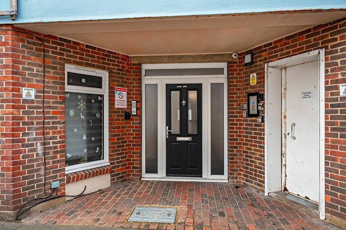 1 Bedroom Flat For Sale In High Street, Bognor Regis, PO21