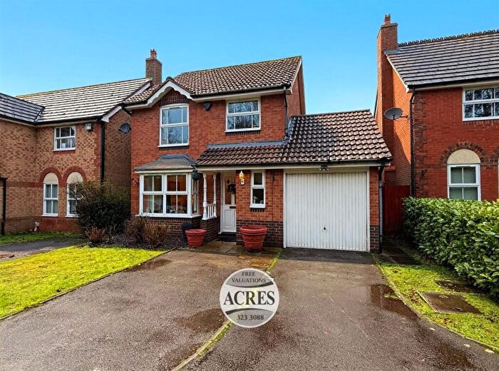 3 Bedroom Detached House For Sale In Blaydon Avenue, Four Oaks, Sutton Coldfield, B75