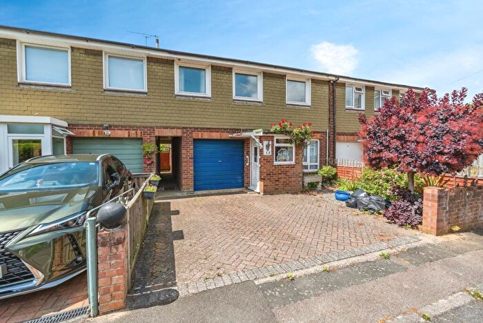4 Bedroom Terraced House For Sale In Testbourne Road, Totton, Southampton, Hampshire, SO40