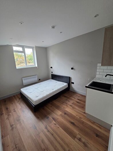 Studio To Rent In Harefield Road, Uxbridge, UB8