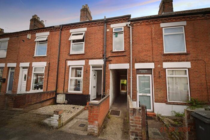 3 Bedroom Terraced House To Rent In Bell Road, Norwich, NR3