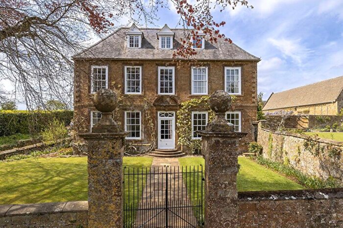 6 Bedroom Detached House For Sale In Horley, Banbury, Oxfordshire, OX15