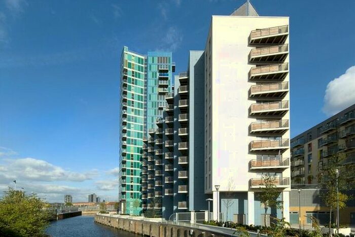 2 Bedroom Flat To Rent In High Street, London, E15