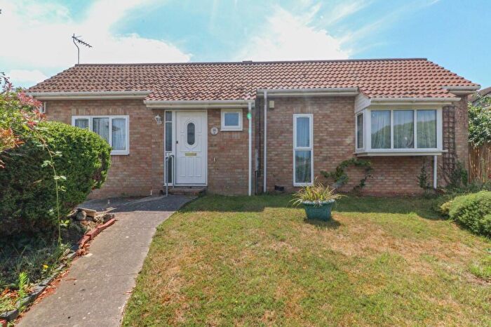 2 Bedroom Bungalow For Sale In Teynham Close, Margate, CT9