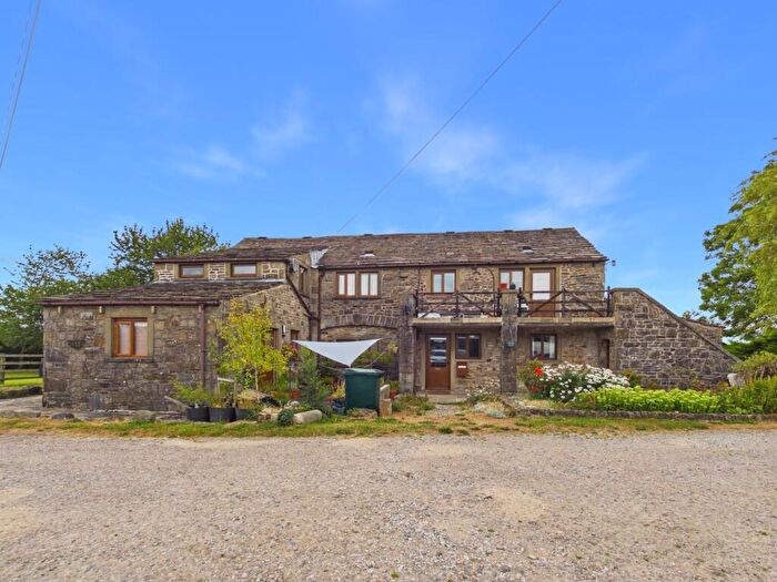 2 Bedroom Cottage To Rent In Heslaker Lane, Carleton, BD23