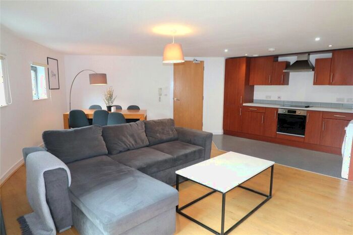 2 Bedroom Apartment To Rent In Henry Street, Liverpool, Merseyside, L1