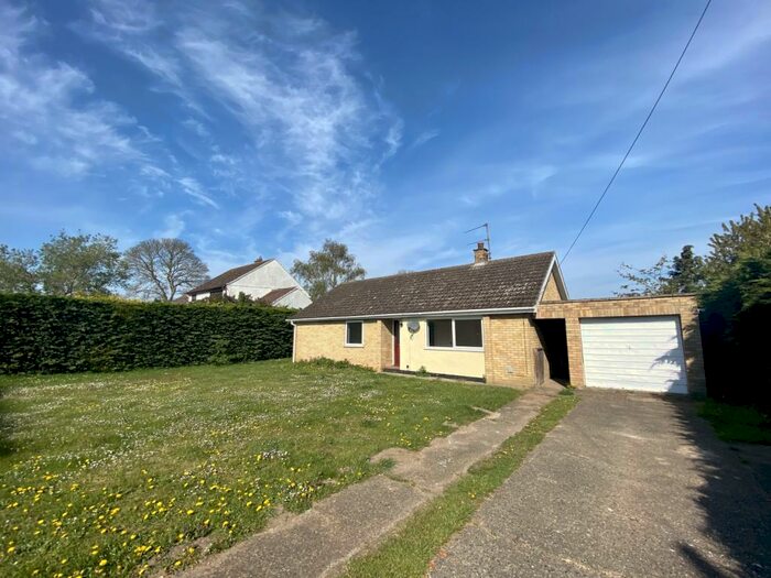 3 Bedroom Terraced House To Rent In Herringswell, IP28