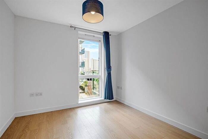 1 Bedroom Flat For Sale In Adana Building, Lewisham, SE13