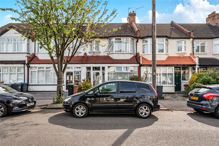 3 Bedroom Terraced House For Sale In Pagehurst Road, Croydon, CR0