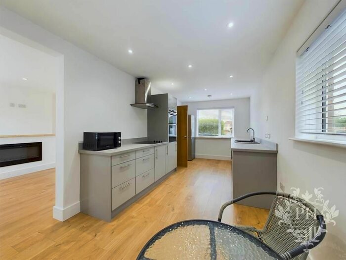 3 Bedroom Semi-Detached House For Sale In Lucerne Road, Redcar, TS10