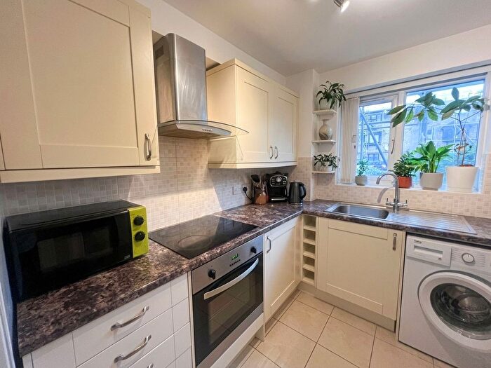1 Bedroom Flat To Rent In Brockway Close, Barbara Ward Court, E11
