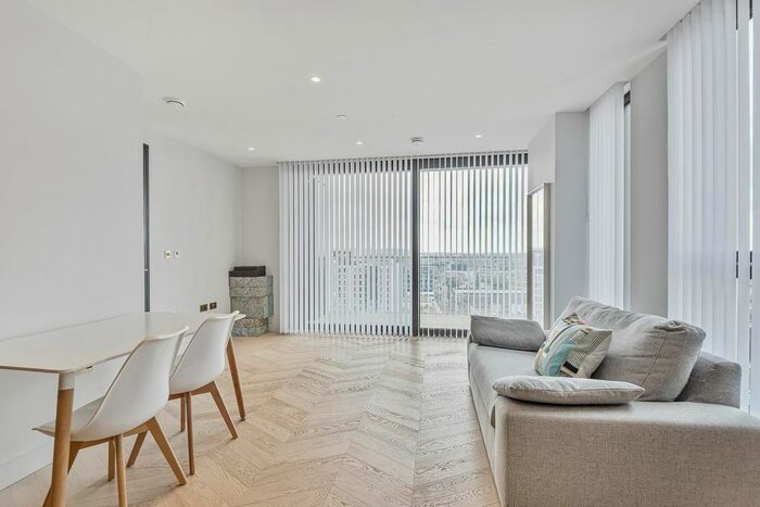 1 Bedroom Flat To Rent In The Waterman, Tidemill Square, Lower Riverside, Greenwich Peninsula, SE10