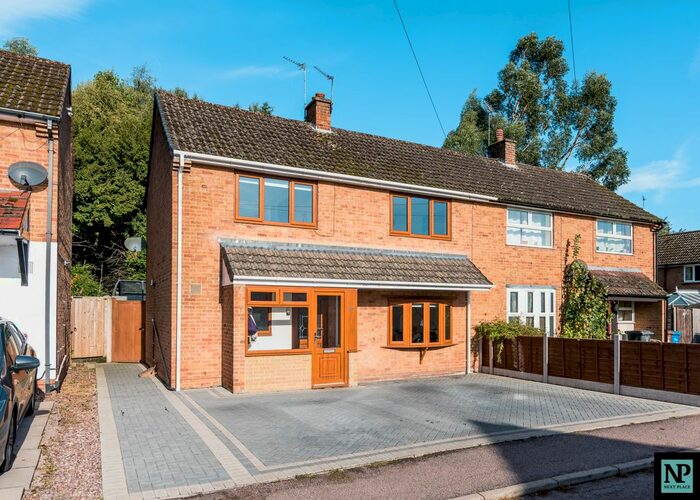 3 Bedroom Semi-Detached House For Sale In Broom Covert Road, Swinfen, Lichfield, WS14