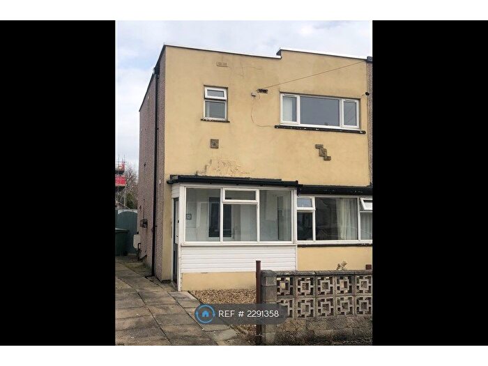 3 Bedroom Semi-Detached House To Rent In Daleside Avenue, Pudsey, LS28