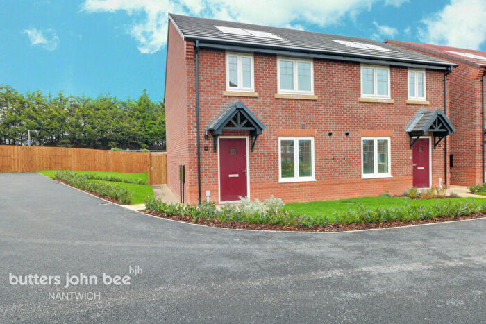 3 Bedroom Semi-Detached House For Sale In Henry Warren Place, Nantwich, CW5