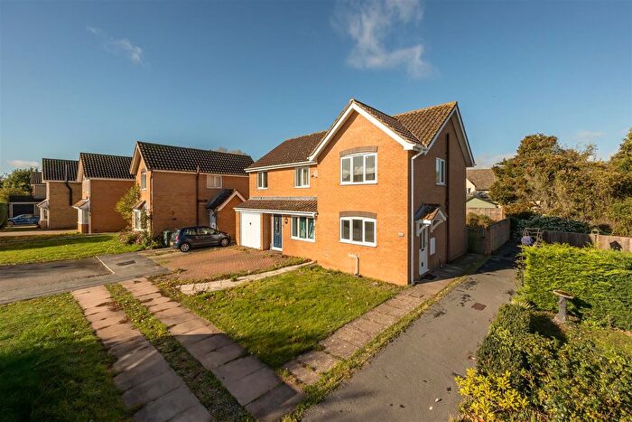 2 Bedroom Semi-Detached House For Sale In Banks Furlong, Chesterton, OX26