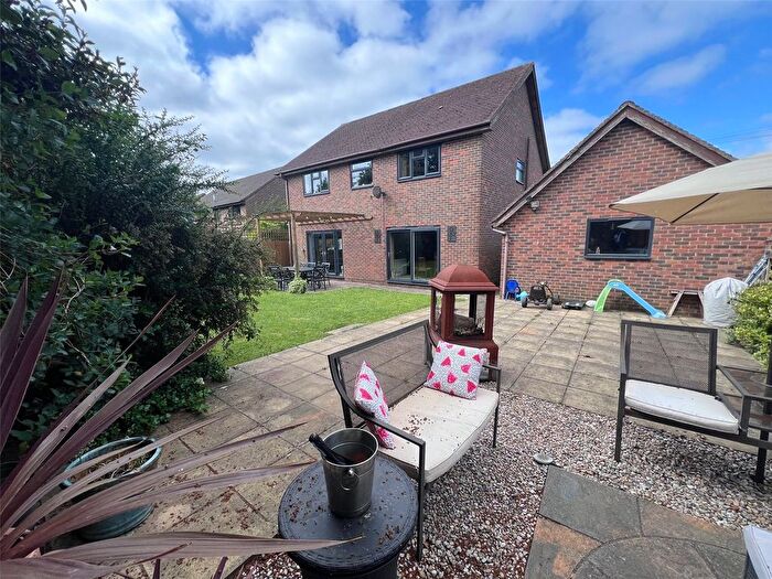 4 Bedroom Detached House For Sale In Back Lane, Cross In Hand, Heathfield, TN21
