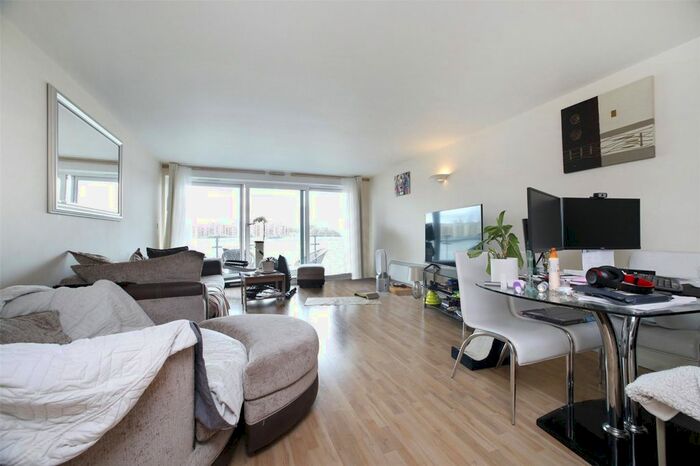 2 Bedroom Flat To Rent In Pacific Wharf, Rotherhithe Street, London, SE16